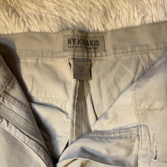 New York & Company Womens Size 6 Chino Pants Low Rise Skinny Flare Khaki - Picture 2 of 5